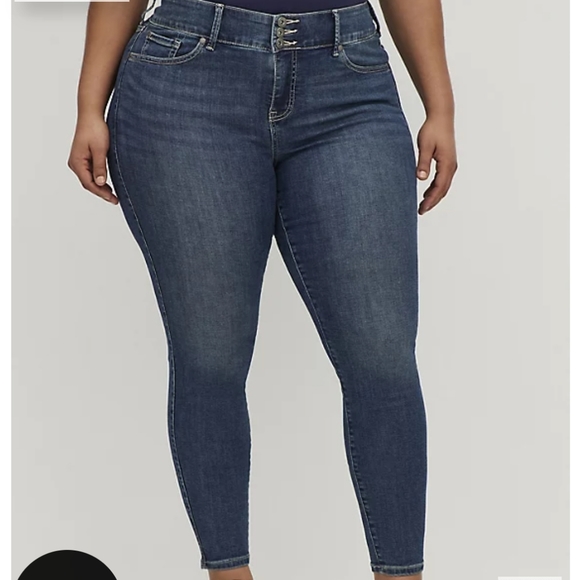 TORRID Super Soft Medium Wash Jeggings 14R - Picture 1 of 4